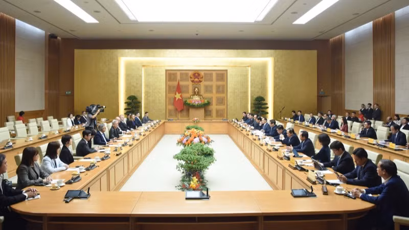 Quang cảnh buổi làm việc (Ảnh: TRẦN HẢI).