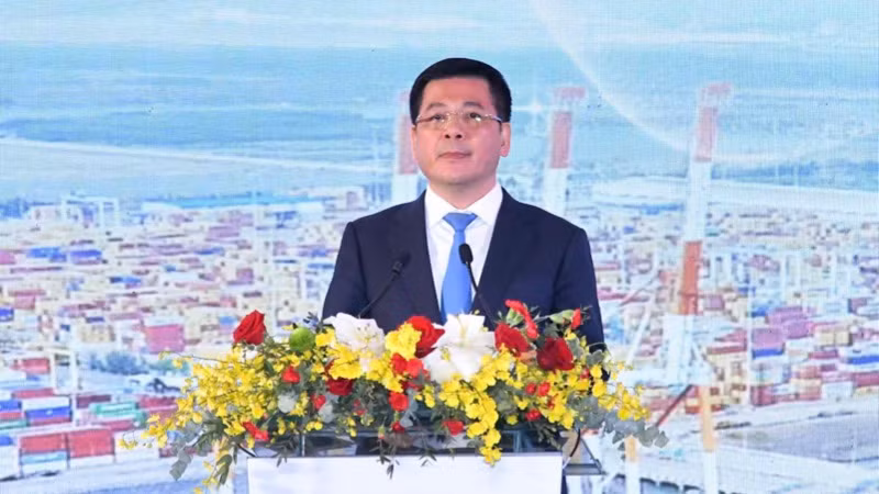 Bộ trưởng Công Thương Nguyễn Hồng Diên phát biểu ý kiến khai mạc Diễn đàn Logistics Việt Nam 2024.