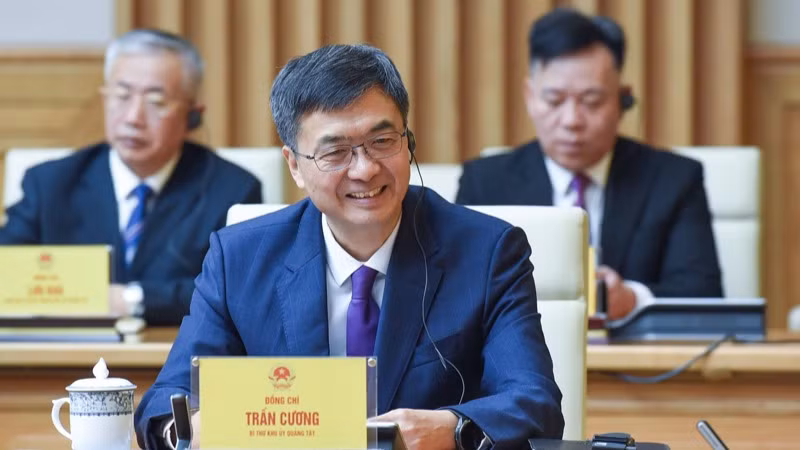 Đồng chí Trần Cương phát biểu ý kiến tại buổi tiếp. (Ảnh: TRẦN HẢI)