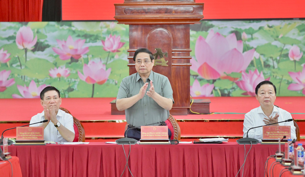 Thủ tướng Phạm Minh Chính chủ trì Hội nghị tháo gỡ khó khăn, vướng mắc và thúc đẩy phát triển hạ tầng giao thông khu vực Đồng bằng sông Cửu Long. (Ảnh: Thanh Giang)