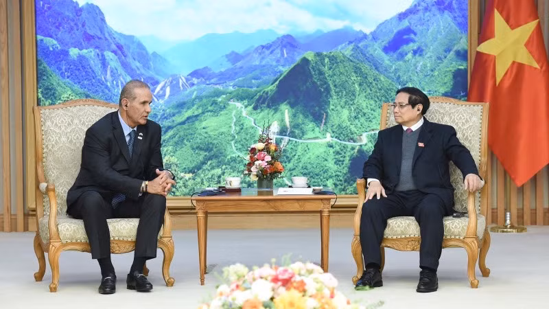 Thủ tướng Phạm Minh Chính tiếp ông Renato Costa, Tổng Giám đốc Công ty Friboi thuộc Tập đoàn JBS S.A Brazil. (Ảnh: TRẦN HẢI)