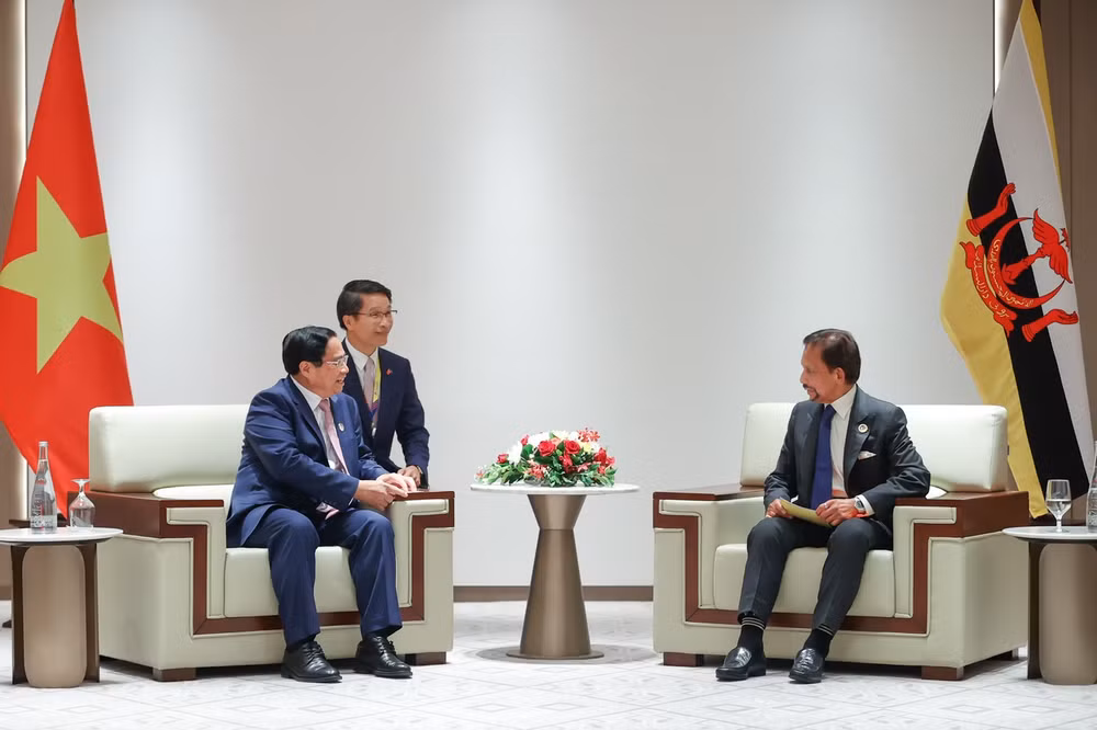 Thủ tướng Chính phủ Phạm Minh Chính hội kiến Quốc vương Brunei Darussalam Haji Hassanal Bolkiah. (Ảnh: Nhật Bắc/VGP)