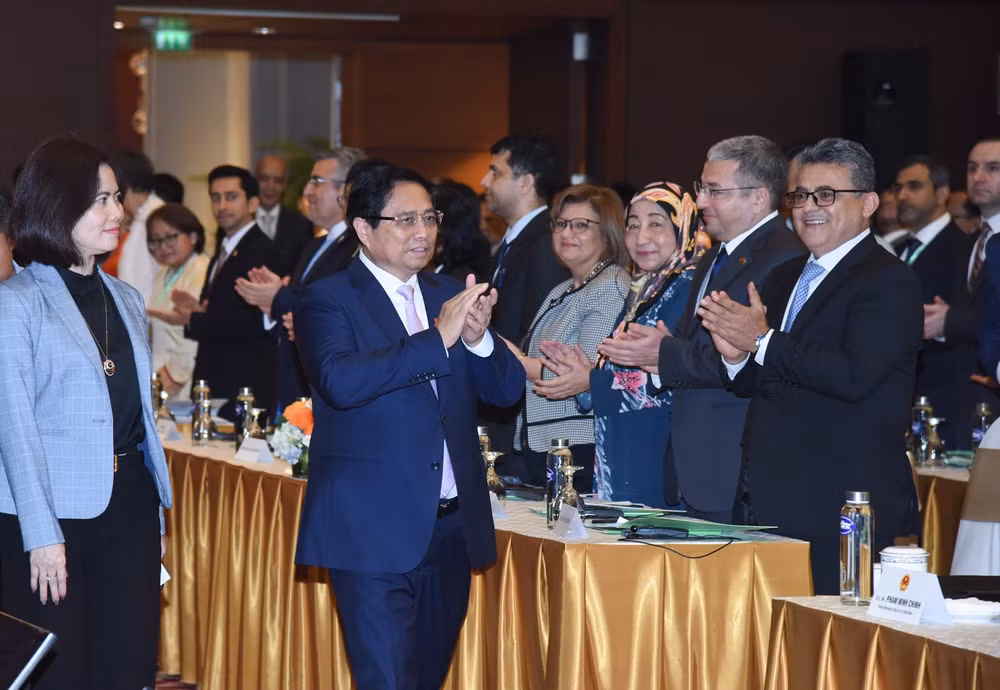 Thủ tướng Phạm Minh Chính tới dự Hội nghị thúc đẩy phát triển ngành Halal Việt Nam. (Ảnh: TRẦN HẢI)