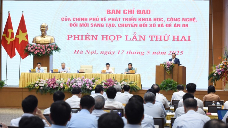 Quang cảnh phiên họp. (Ảnh: TRẦN HẢI) Quang cảnh phiên họp. (Ảnh: TRẦN HẢI)
