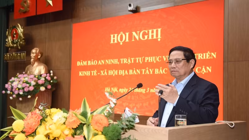 Thủ tướng Phạm Minh Chính phát biểu ý kiến chỉ đạo Hội nghị. (Ảnh: TRẦN HẢI)