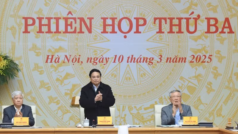 Thủ tướng Phạm Minh Chính chủ trì Phiên họp thứ ba của Ban Chỉ đạo. (Ảnh: TRẦN HẢI)