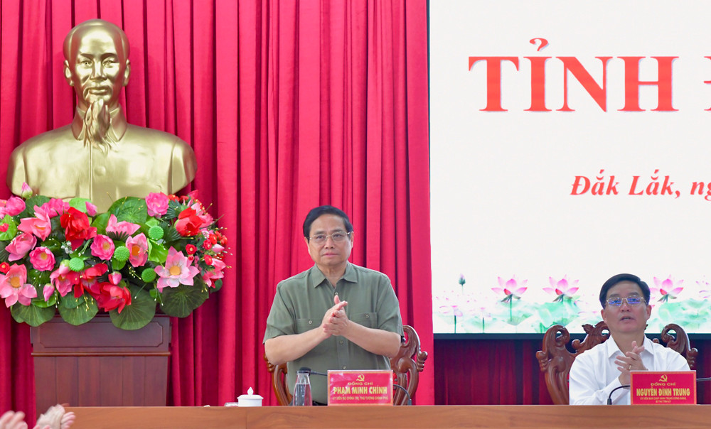 Thủ tướng Phạm Minh Chính chủ trì buổi làm việc với Ban Thường vụ Tỉnh ủy Đắk Lắk. (Ảnh: Thanh Giang)