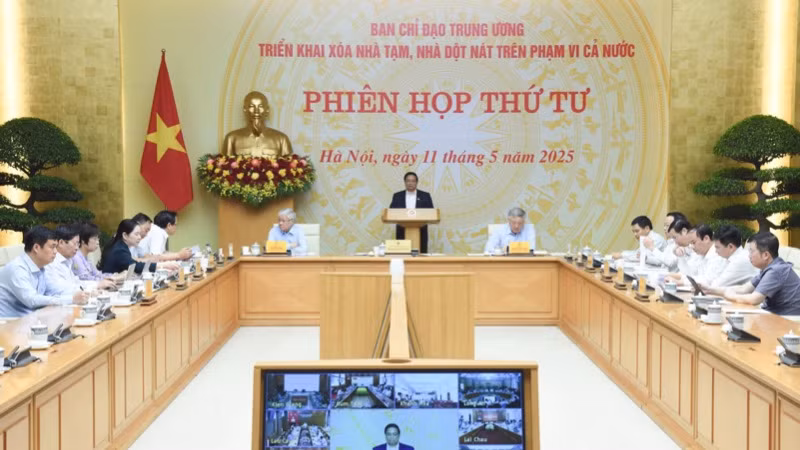 Quang cảnh phiên họp. (Ảnh TRẦN HẢI).