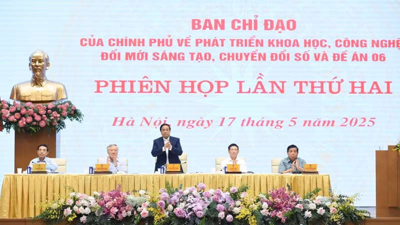 Thủ tướng Phạm Minh Chính chủ trì phiên họp lần thứ hai của Ban Chỉ đạo. (Ảnh: TRẦN HẢI)