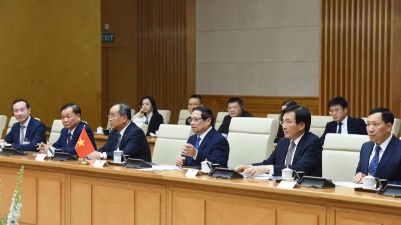 Thủ tướng Phạm Minh Chính và lãnh đạo các bộ, ngành, cơ quan Trung ương tham dự hội kiến. (Ảnh: TRẦN HẢI)