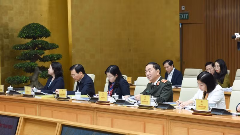 Các thành viên Hội đồng Thi đua-Khen thưởng Trung ương và các đại biểu tham dự phiên họp. (Ảnh: TRẦN HẢI)