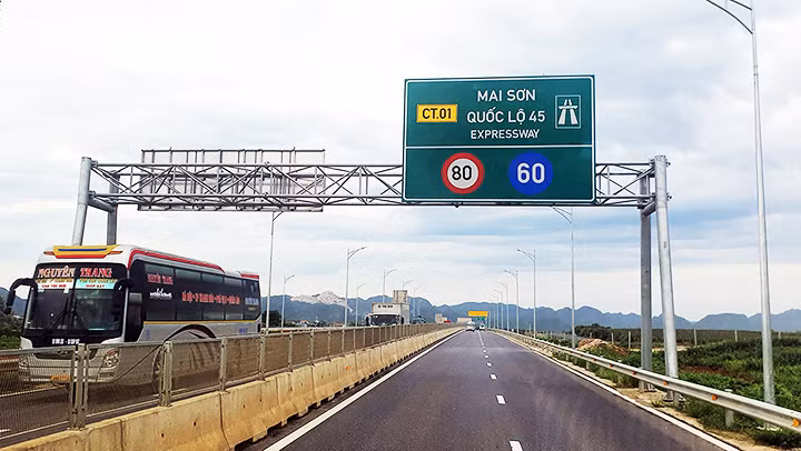 Cao tốc Mai Sơn - Quốc lộ 45. Ảnh: ANH QUÂN