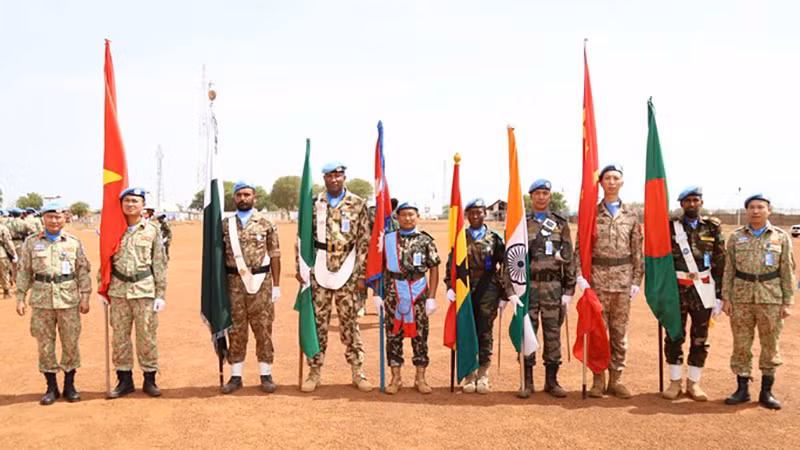 Đại diện các đơn vị thuộc Phái bộ UNISFA, khu vực Abyei tham gia tại buổi lễ.