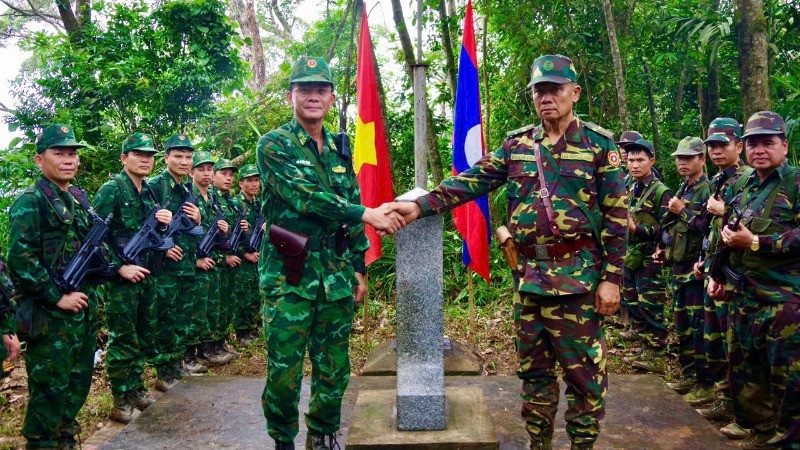 Quá trình tuần tra bảo đảm, tuyệt đối an toàn về người, vũ khí, trang bị, phương tiện và tài liệu. (Ảnh: LÊ THẠCH)
