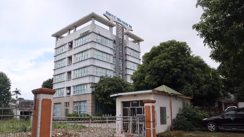 Công ty cổ phần 479 Hòa Bình (địa chỉ tại số 54 đường Nguyễn Du, phường Bến Thủy, thành phố Vinh).