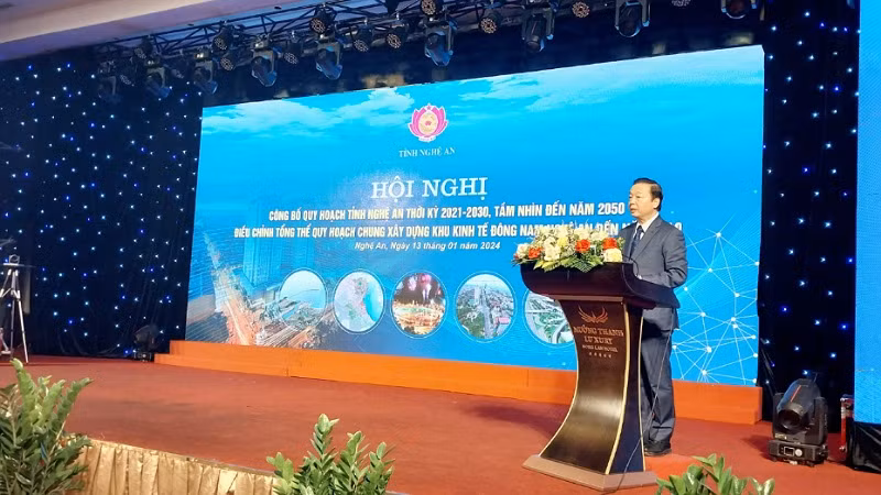 Phó Thủ tướng Chính phủ Trần Hồng Hà phát biểu chỉ đạo tại Hội nghị.