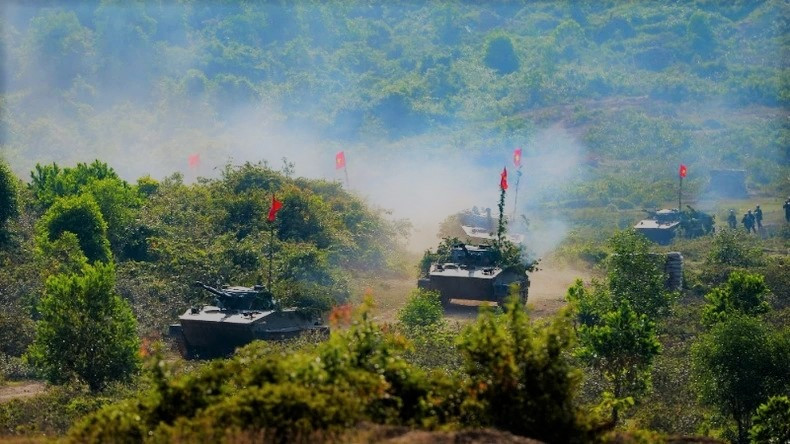 Lực lượng vũ trang Nghệ An thực hành diễn tập khu vực phòng thủ tỉnh năm 2022. (Ảnh: THÀNH CƯỜNG)