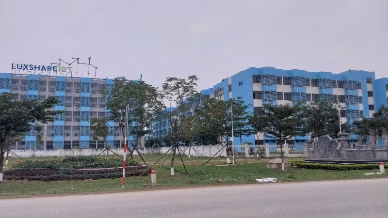 Có hơn 46 nghìn công nhân, lao động đang làm việc tại Khu kinh tế Đông Nam và các khu công nghiệp tỉnh Nghệ An.