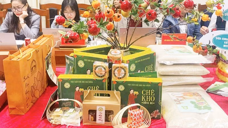 Hội thi Đánh giá phân loại sản phẩm OCOP thành phố Hà Nội năm 2024. (Ảnh DIỆU THƯƠNG)