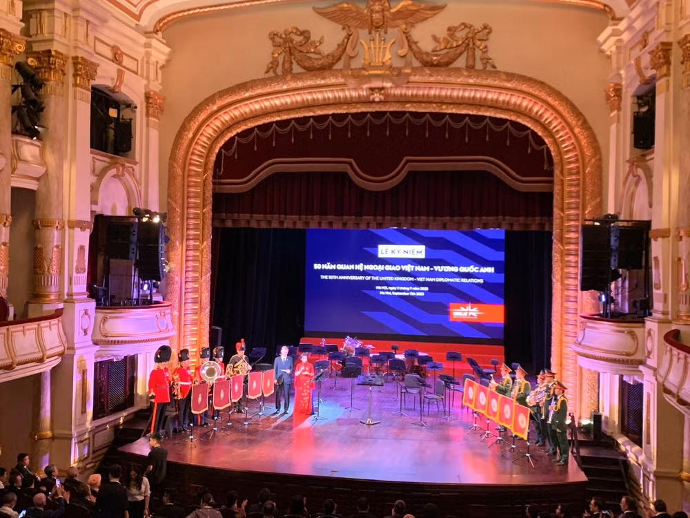 Toàn cảnh buổi lễ kỷ niệm.