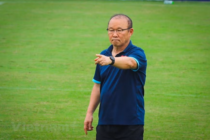 Sau thành tích này, ông Park không thể cùng đội tuyển Việt Nam bảo vệ chức vô địch tại AFF Cup 2020, song khẳng định 'đòi lại món nợ' ở AFF Cup 2022 vào cuối năm nay. (Ảnh: PV/Vietnam+)