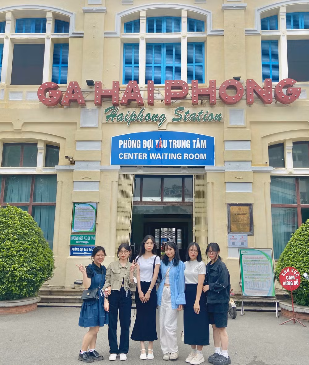 Ga Hải Phòng là một trong những điểm check-in được giới trẻ yêu thích. (Ảnh: HT)