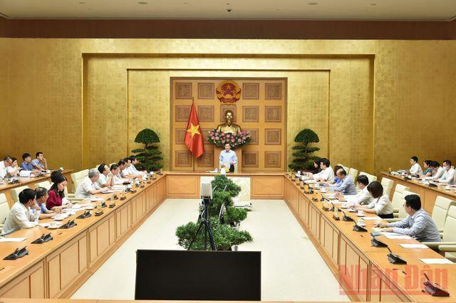 Quang cảnh buổi họp. (Ảnh: VGP) Phải hết sức tập trung, không được chủ quan, lơ là trong công tác điều hành giá -0