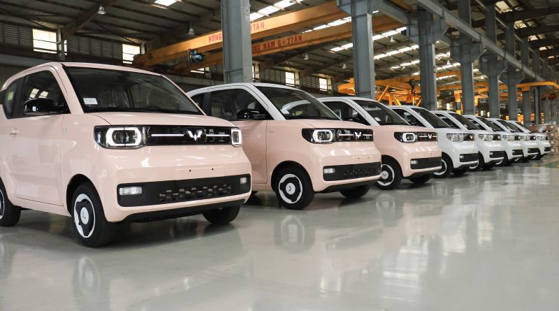 Chính phủ Trung Quốc thắt chặt quy định xuất khẩu ô tô điện giữa cuộc chiến giá cả toàn cầu