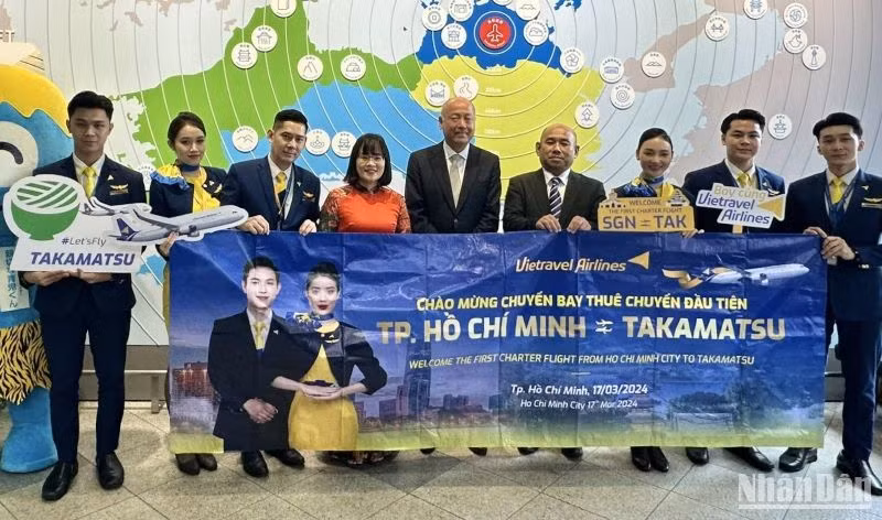 Hãng hàng không Vietravel (Vietravel Airlines) thực hiện thành công chuyến bay thuê chuyến (charter) đầu tiên trong chuỗi chuyến bay kết nối với Nhật Bản.