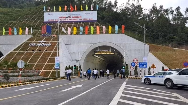 Tính toán sơ bộ chi phí tổng mức đầu tư hầm Cù Mông và đường dẫn hai đầu hầm là 1.299,7 tỷ đồng bằng nguồn vốn đầu tư công.