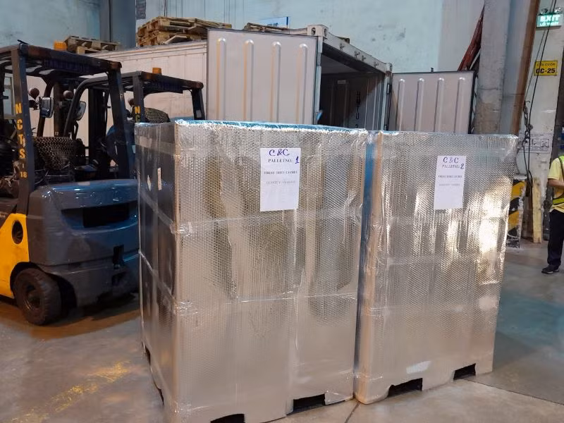 Vải quả được bảo quản kỹ lưỡng và ưu tiên chất xếp trong quá trình xử lý.
