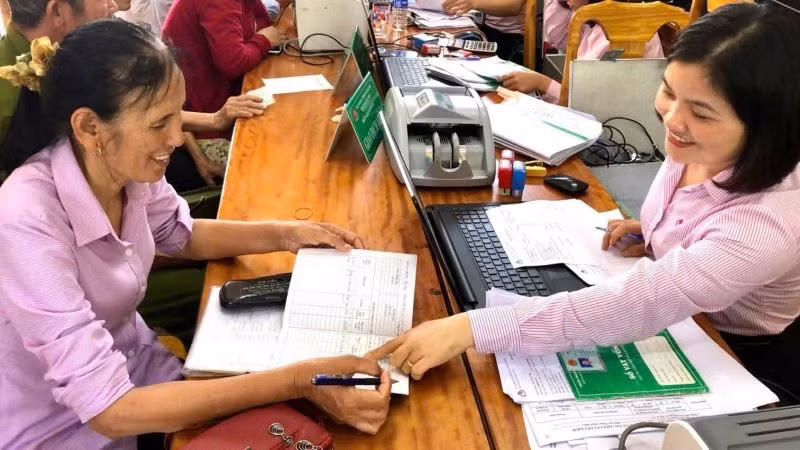 Khẩn trương giải ngân tại các Điểm giao dịch xã của Ngân hàng Chính sách xã hội tỉnh Quảng Bình.