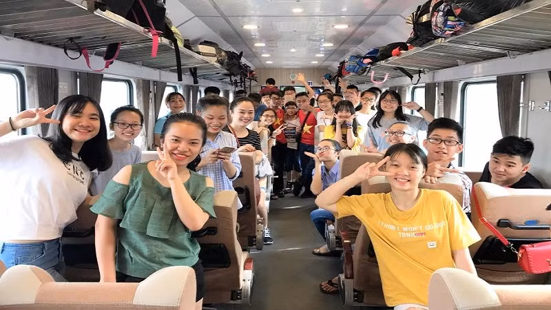 Ngành đường sắt áp dụng chính sách giảm giá vé thường xuyên cho các đối tượng chính sách xã hội như: Mẹ Việt Nam Anh hùng, thương binh, người khuyết tật, người cao tuổi, trẻ em, sinh viên,... trong dịp Quốc khánh.