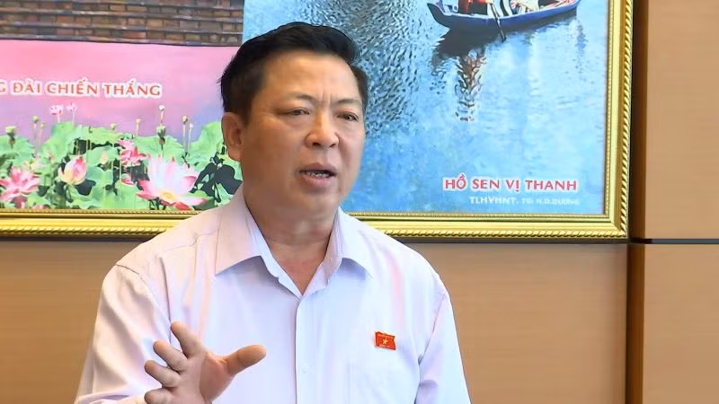 Đại biểu Trần Hồng Minh, Bí thư Tỉnh ủy, Trưởng đoàn Đại biểu Quốc hội tỉnh Cao Bằng.