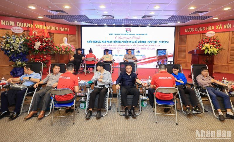 Tuổi trẻ ngành Giao thông vận tải tham gia Ngày hội hiến máu tình nguyện vì cộng đồng năm 2024.