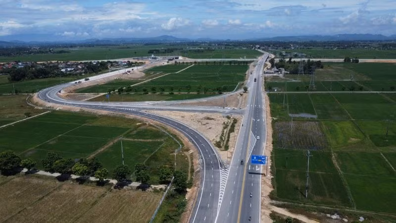 Dự án đường cao tốc Diễn Châu-Bãi Vọt đầu tư theo phương thức PPP.