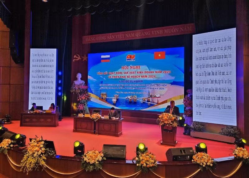 Liên doanh Việt-Nga Vietsovpetro tổ chức Hội nghị Tổng kết hoạt động sản xuất kinh doanh năm 2023, triển khai kế hoạch năm 2024. 
