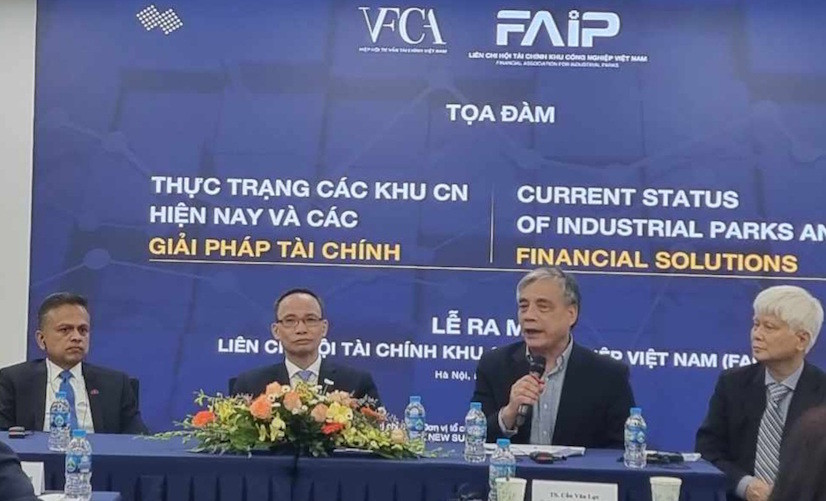 Quang cảnh Tọa đàm "Thực trạng các khu công nghiệp hiện nay và giải pháp tài chính". 
