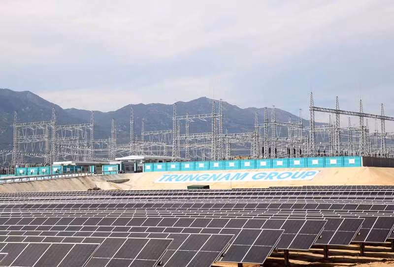 Năng lượng và năng lượng tái tạo là 1 trong 5 cụm ngành mà tỉnh Ninh Thuận xác định đột phá để tạo ra năng lực cạnh tranh và tăng trưởng kinh tế trong tương lai. (Ảnh: NGUYỄN TRUNG)