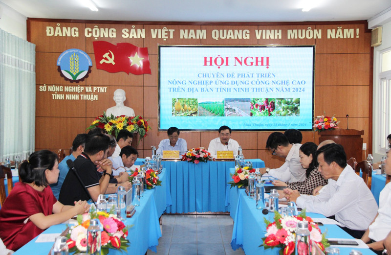 Quang cảnh hội nghị.