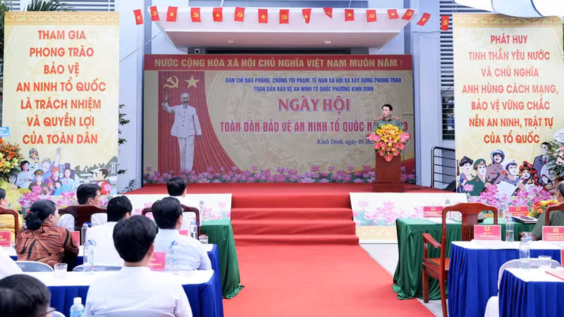 Quang cảnh buổi lễ.