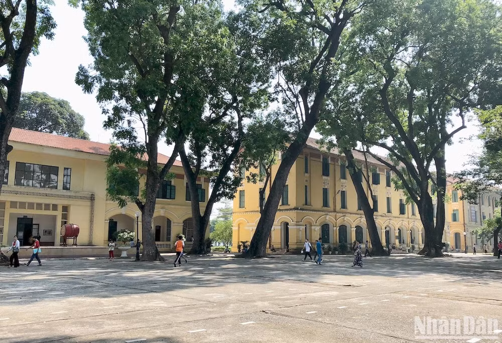 Trường THPT Chu Văn An. (Ảnh: LÊ HÀ)