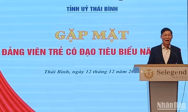Phó trưởng Ban Dân vận Trung ương Đỗ Văn Phới mong muốn trong thời gian tới các đảng viên trẻ có đạo phát huy tốt hơn nữa vai trò, trọng trách của mình.