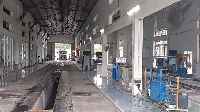 Trung tâm Đăng kiểm xe cơ giới 17-01D tỉnh Thái Bình vắng phương tiện đến kiểm định.