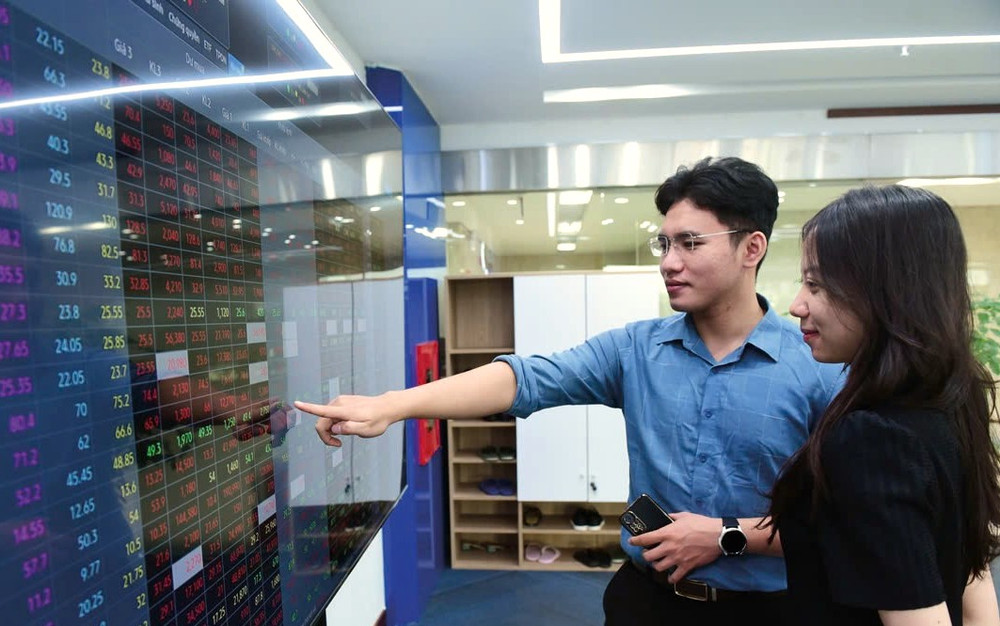 Các tổ chức, cá nhân tại Việt Nam sẽ có địa chỉ hợp pháp để giao dịch, đầu tư, mua bán tiền số thông qua các sàn thí điểm do doanh nghiệp được cấp phép tổ chức.
