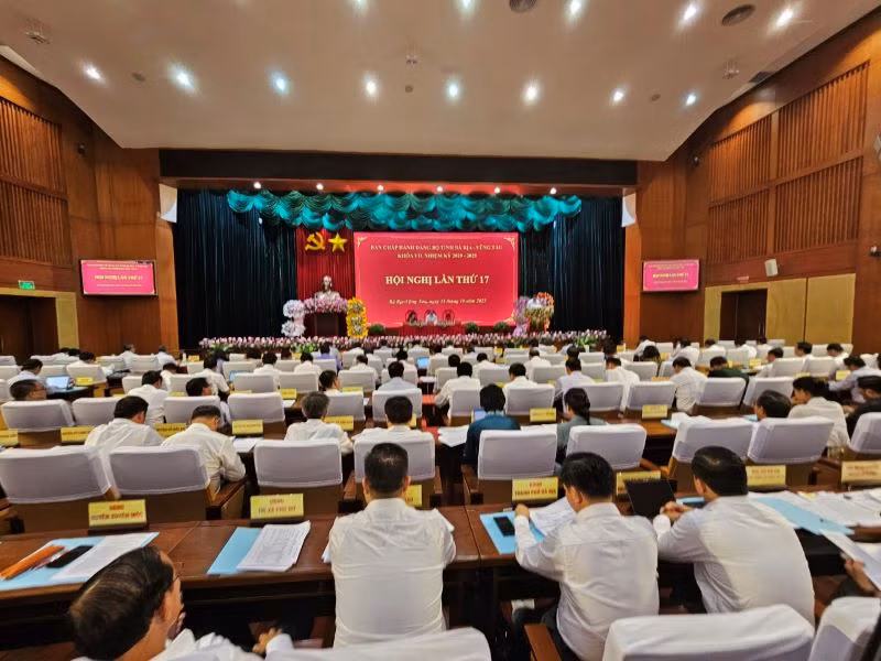 Toàn cảnh Hội nghị.