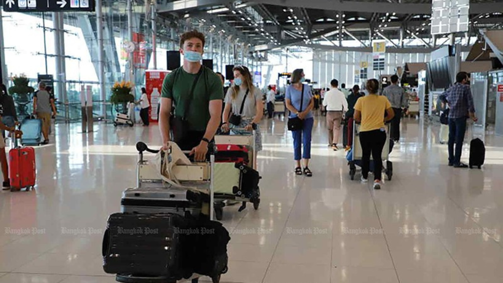 Khách quốc tế tại sân bay Suvarnabhumi, Thái Lan. (Ảnh: Bưu điện Bangkok)