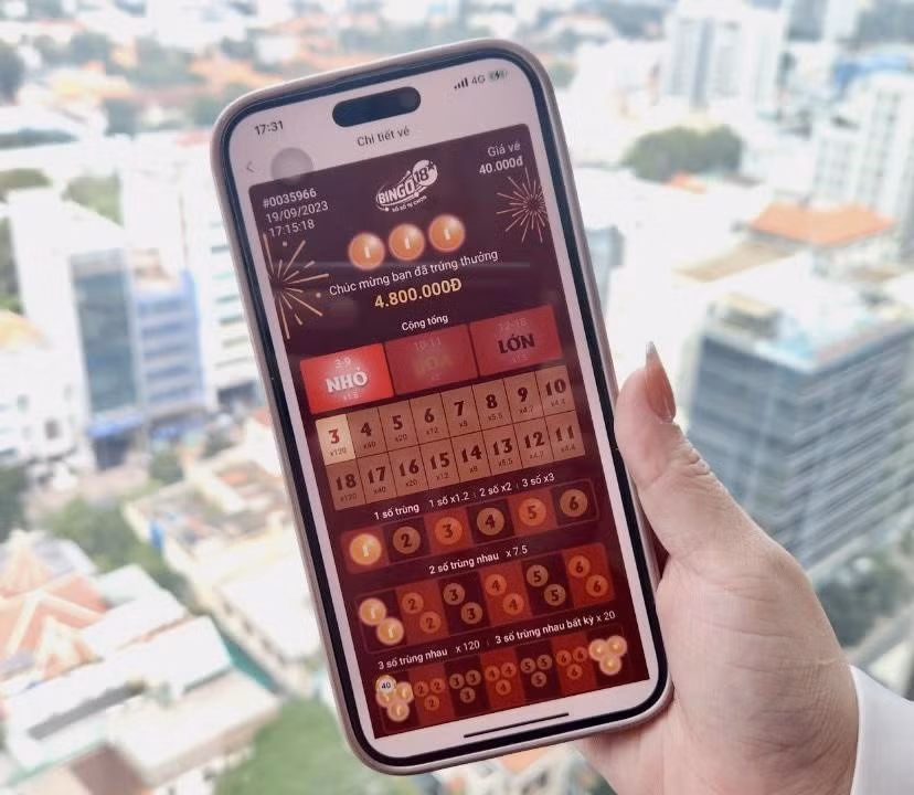 Bingo18 mang tới giải thưởng gấp 120 lần giá trị dự thưởng khi trúng ba số trùng nhau, tổng 3 hoặc tổng 18.