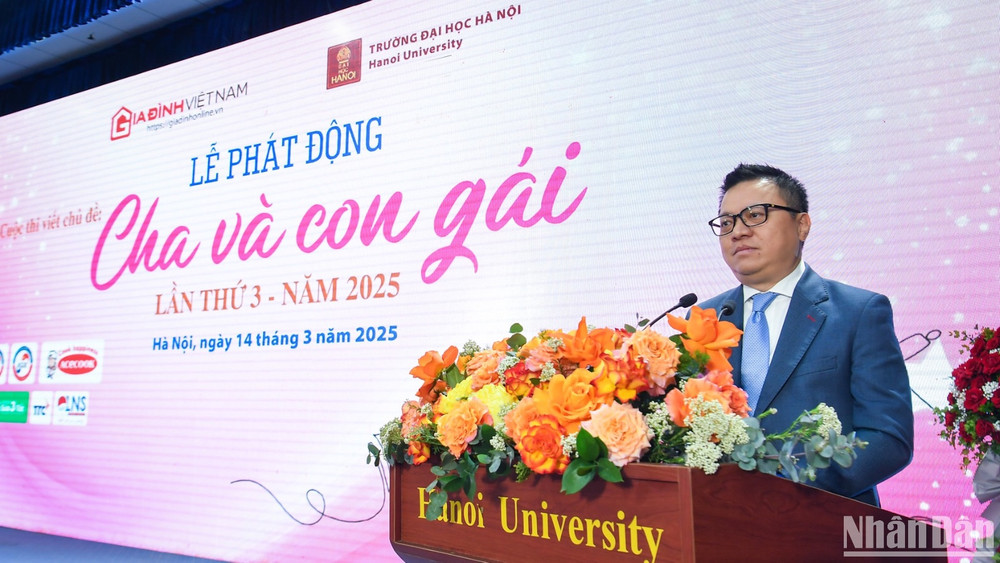 Nhà báo Lê Quốc Minh, Ủy viên Trung ương Đảng, Tổng Biên tập Báo Nhân Dân, Phó Trưởng Ban Tuyên giáo và Dân vận Trung ương, Chủ tịch Hội Nhà báo Việt Nam phát biểu tại sự kiện.