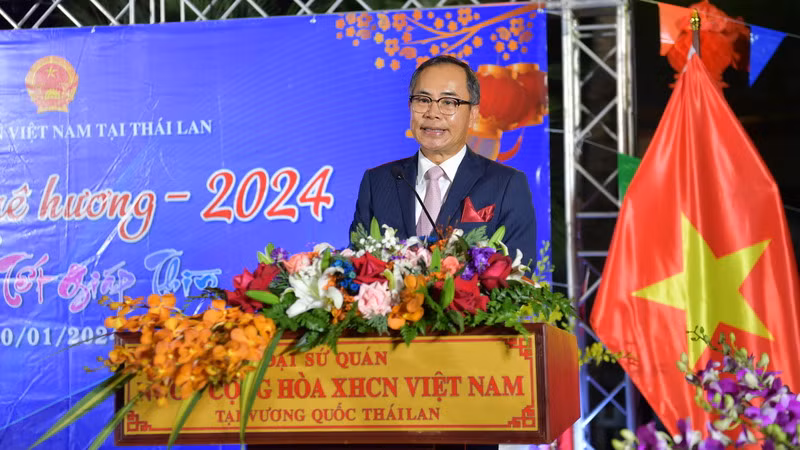 Đại sứ Việt Nam tại Thái Lan Phan Chí Thành điểm lại những cột mốc quan trọng trong quan hệ Việt Nam-Thái Lan. (Ảnh: ĐINH TRƯỜNG)